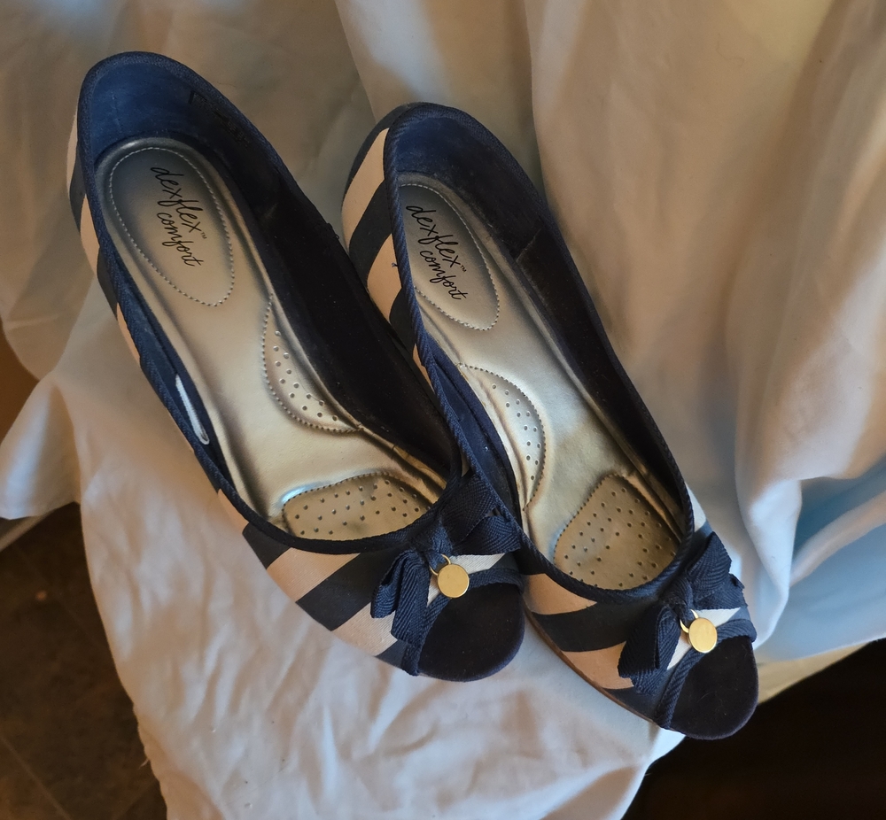 dexflex comfort Navy and Cream Striped Peep-Toe Wedges with Bow Accent